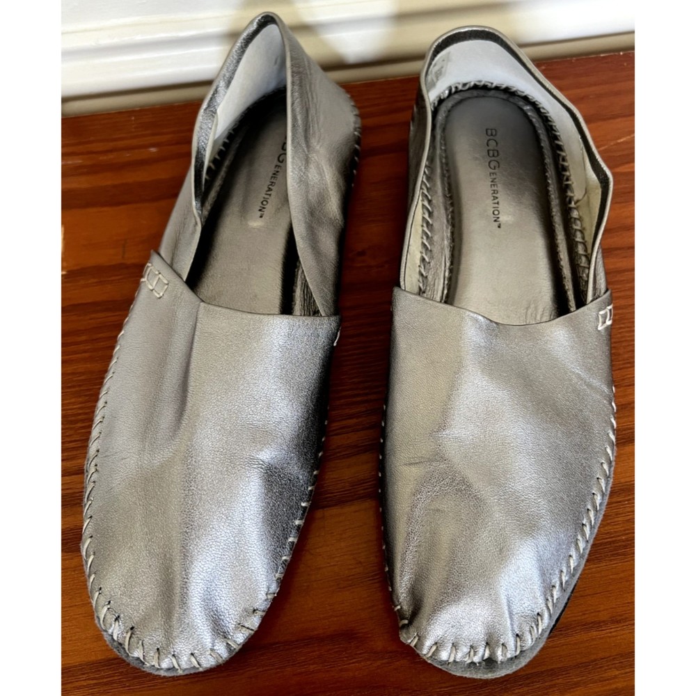 BCBGeneration Xavier 2 Silver Metallic Womens 9B Slip-On Leather Moccasin Shoes
